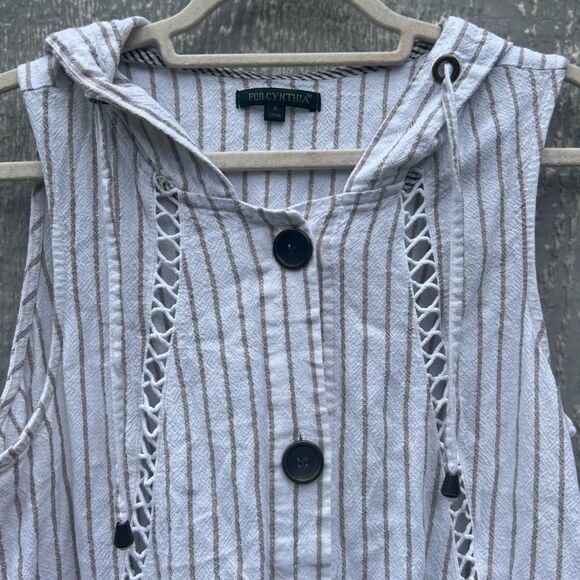 For Cynthia White and Black Striped Sleeveless Button-Down Shirt size small - Picture 4 of 5